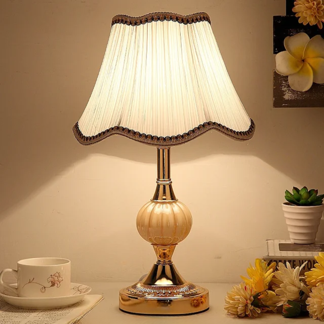 Quixy Floral Scandinavian Table Lamp
