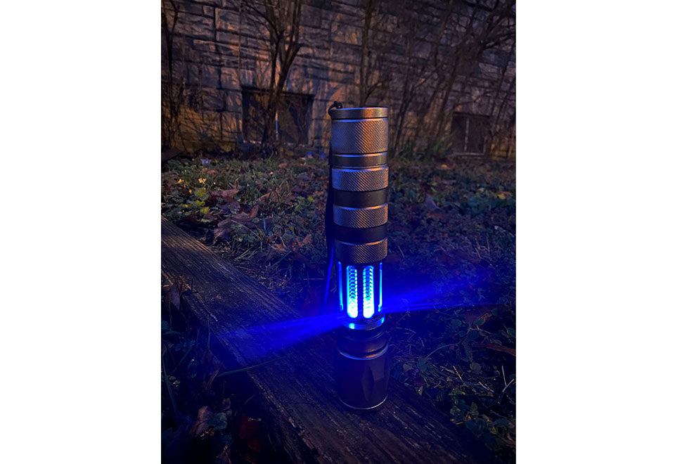 2-in-1 LED Flashlight & Bug Zapper