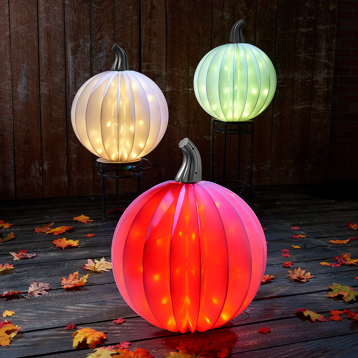 Twinkling LED Orb – Indoor/Outdoor Décor