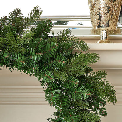 24'' LED Palmetto Pine Garland w/ Remote