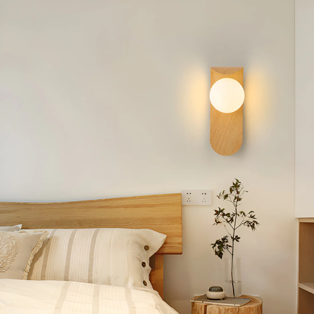 Icar Scandinavian Wood Wall Lamp