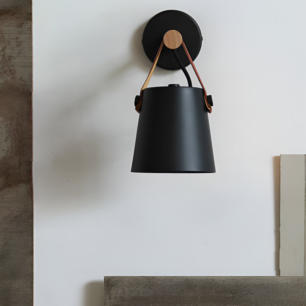 Ergové Wall Sconce Aluminum White or Black 9"