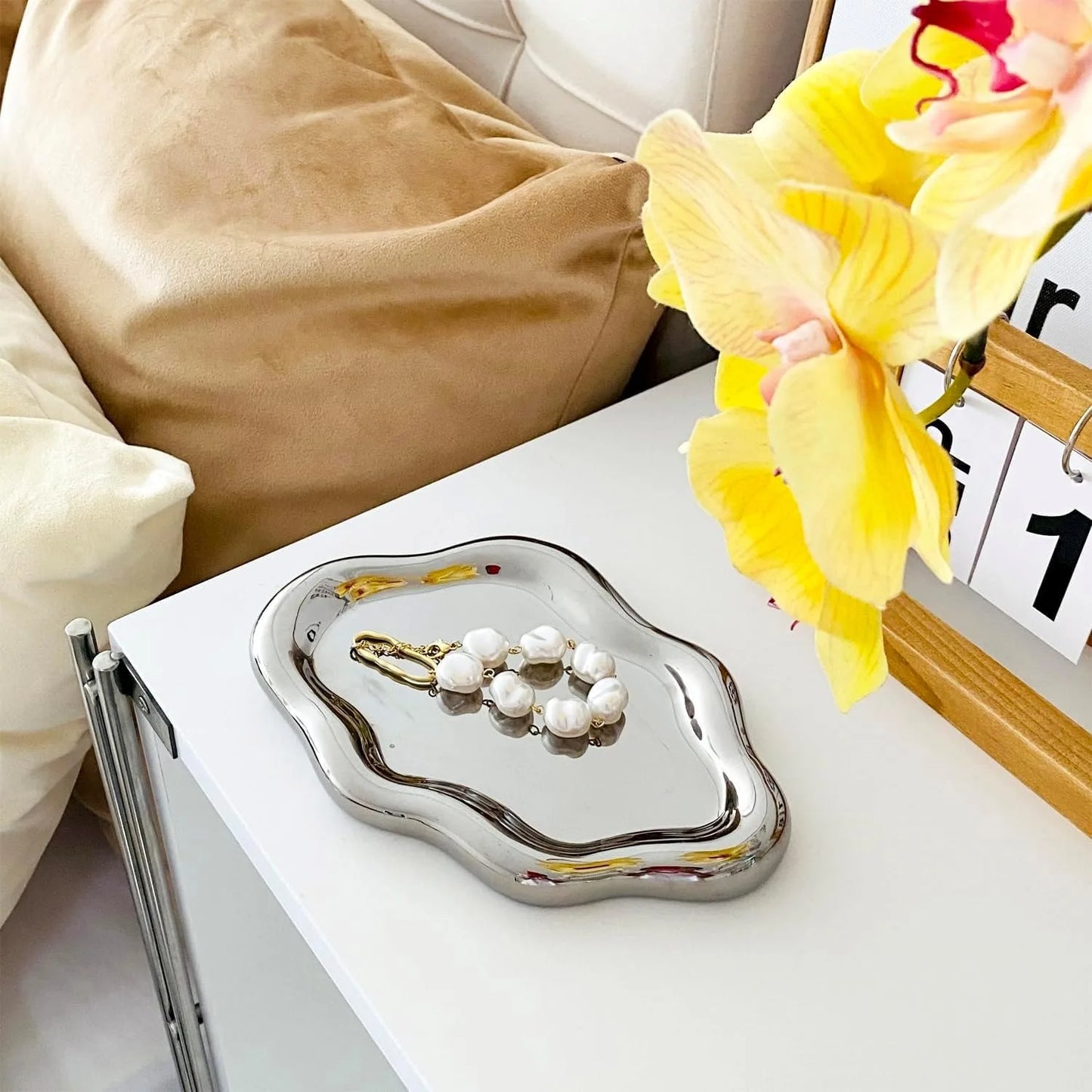CloudNest Decorative Organization Tray