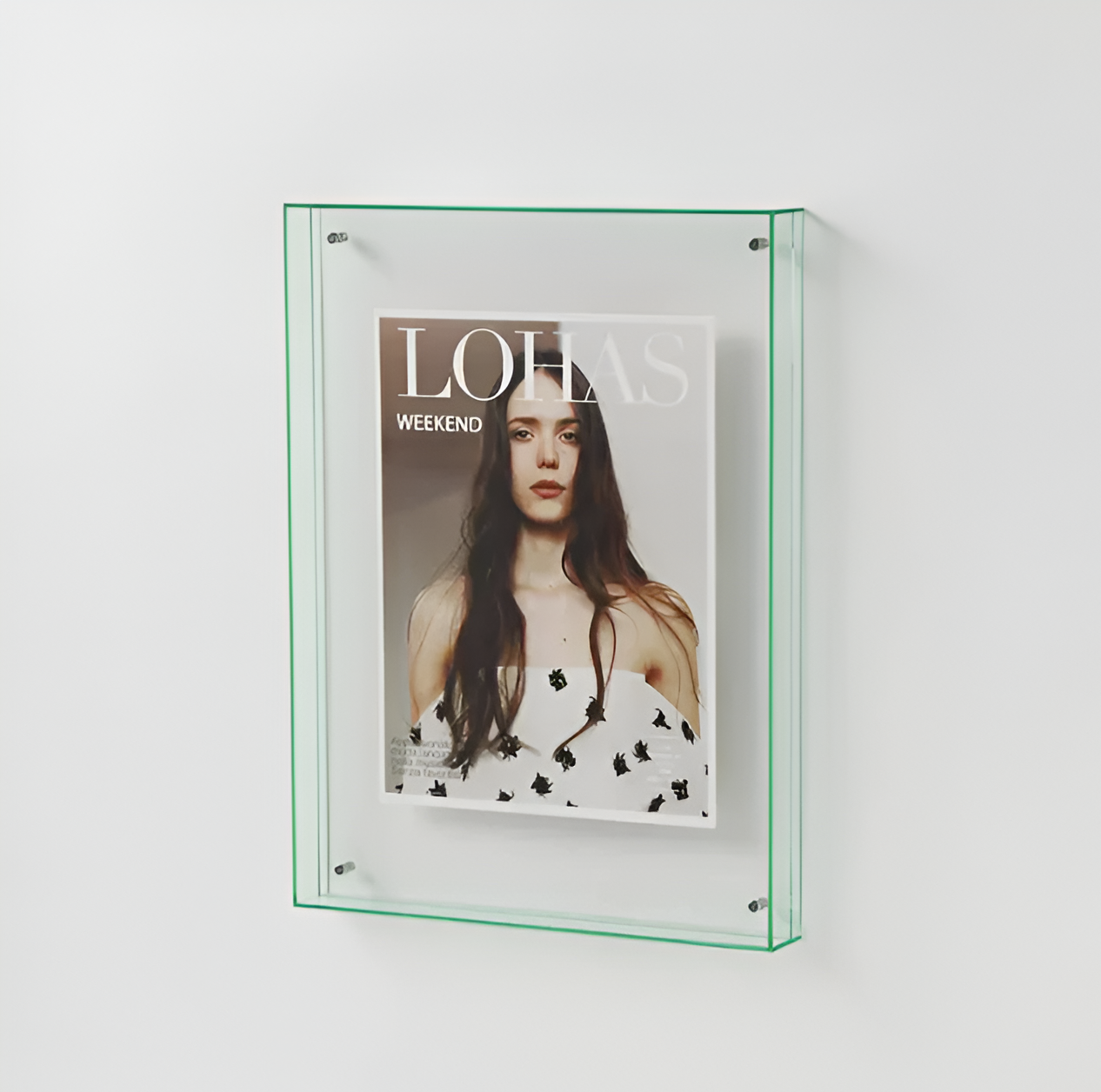 Seravina Floating Acrylic Photo Frame