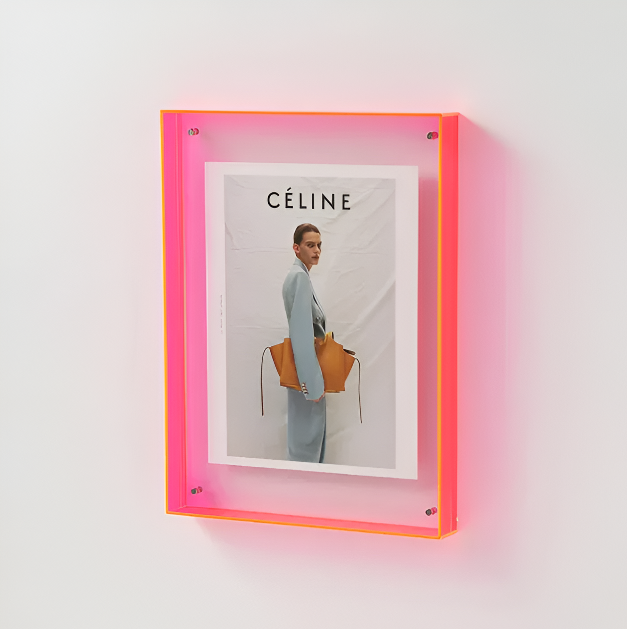 Seravina Floating Acrylic Photo Frame