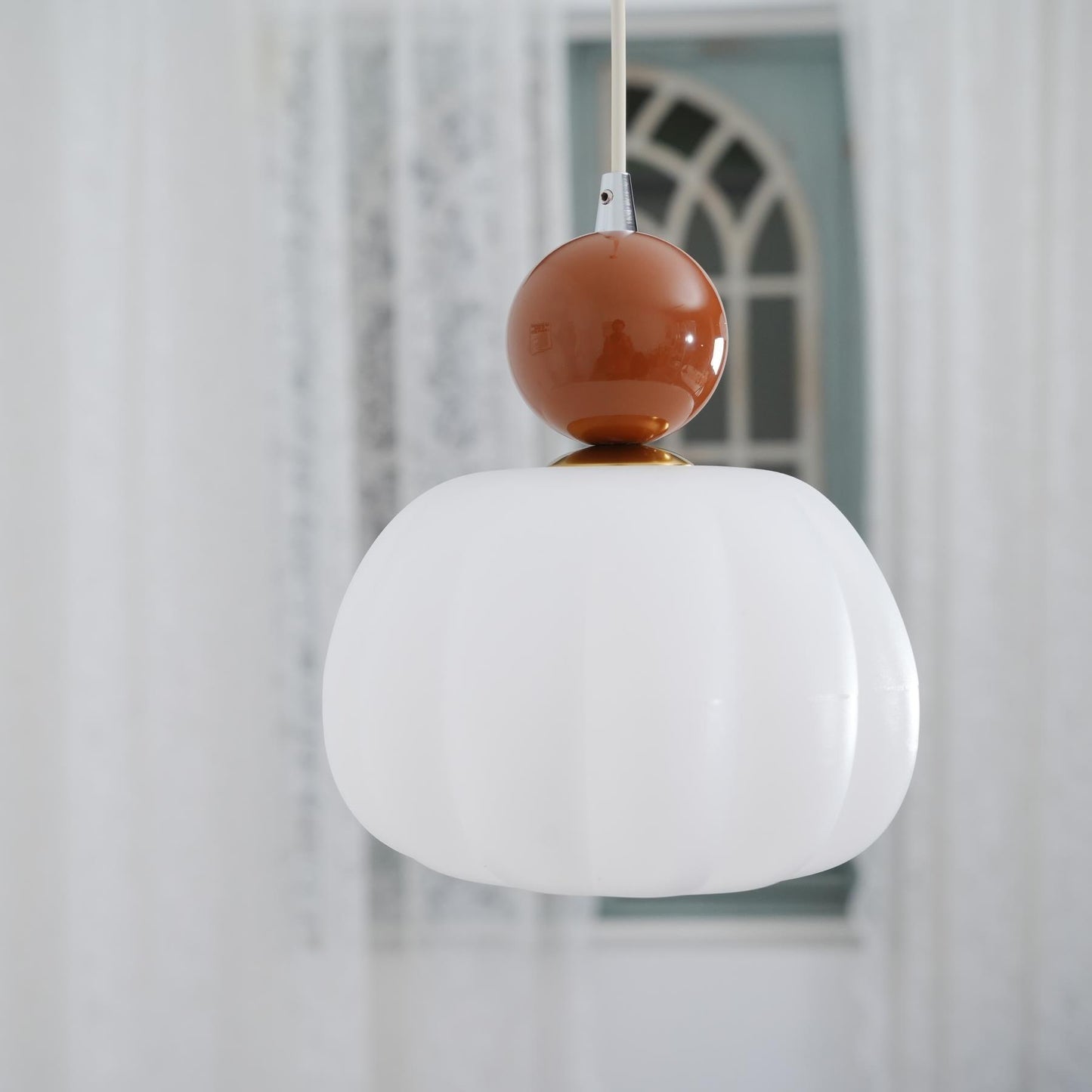 Yedra Organic Acrylic Pendant Lamp