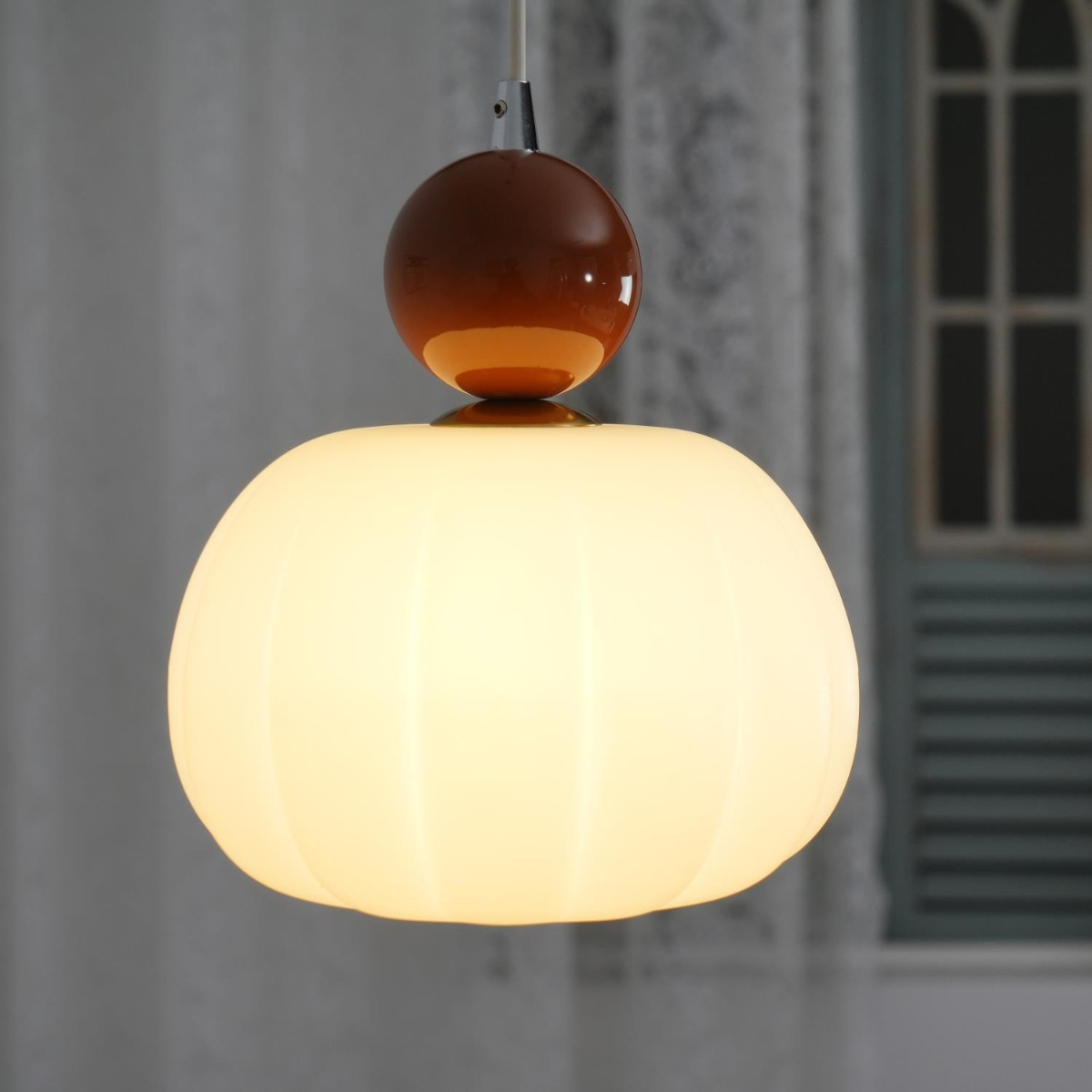 Yedra Organic Acrylic Pendant Lamp