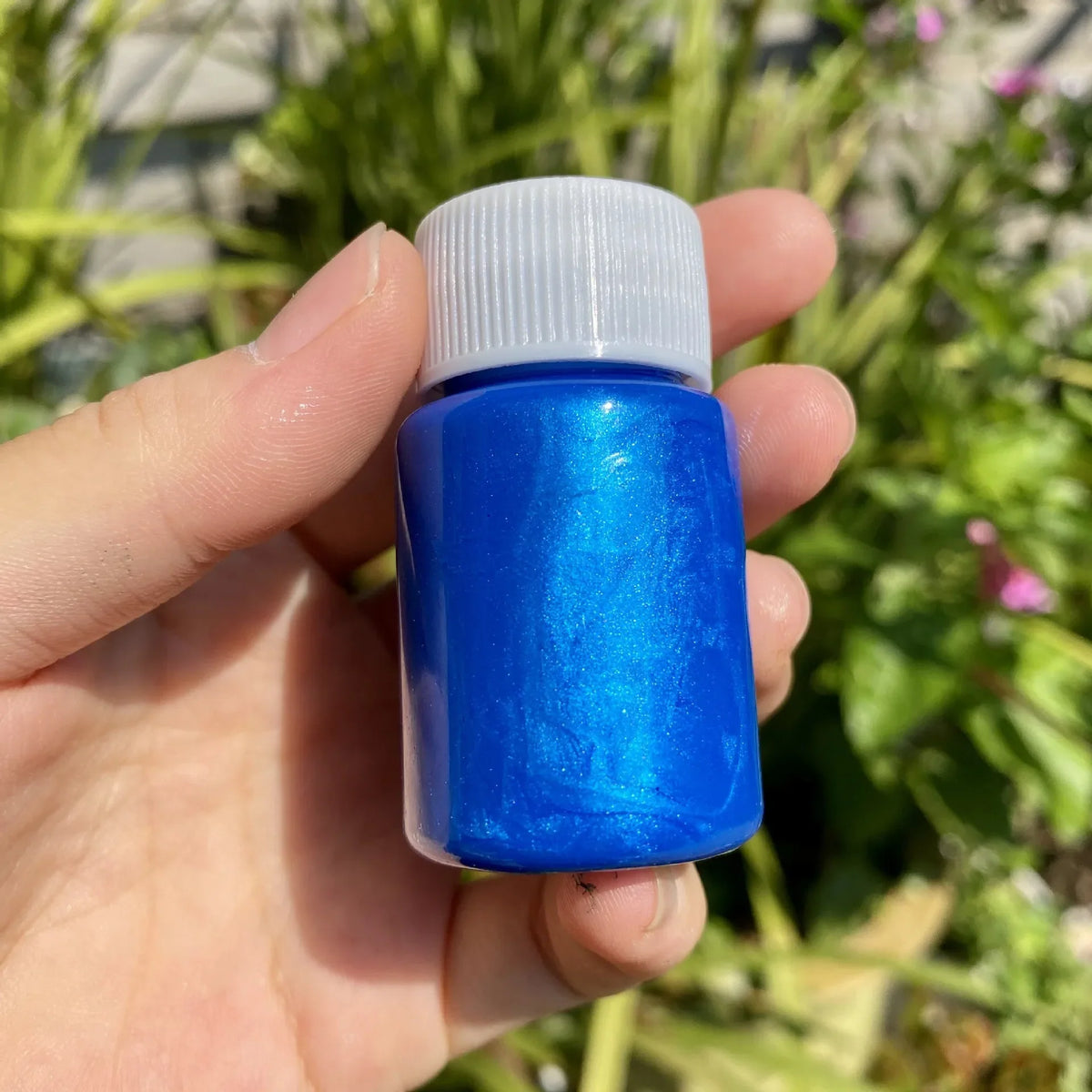 Metallic Paint for Statuary & Graffiti Art