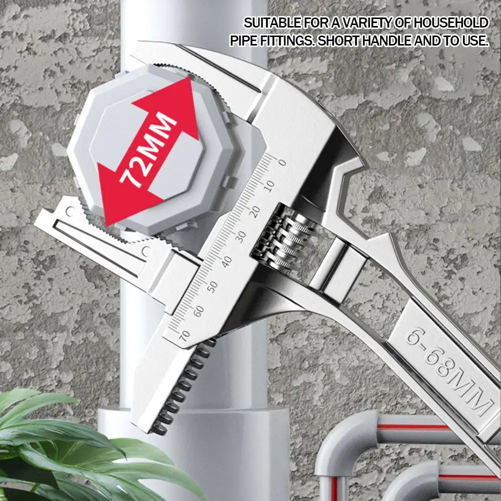 Adjustable Pipe Wrench & Nut Key Set