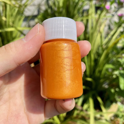 Metallic Paint for Statuary & Graffiti Art