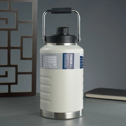 Large-Capacity Insulated Water Jug