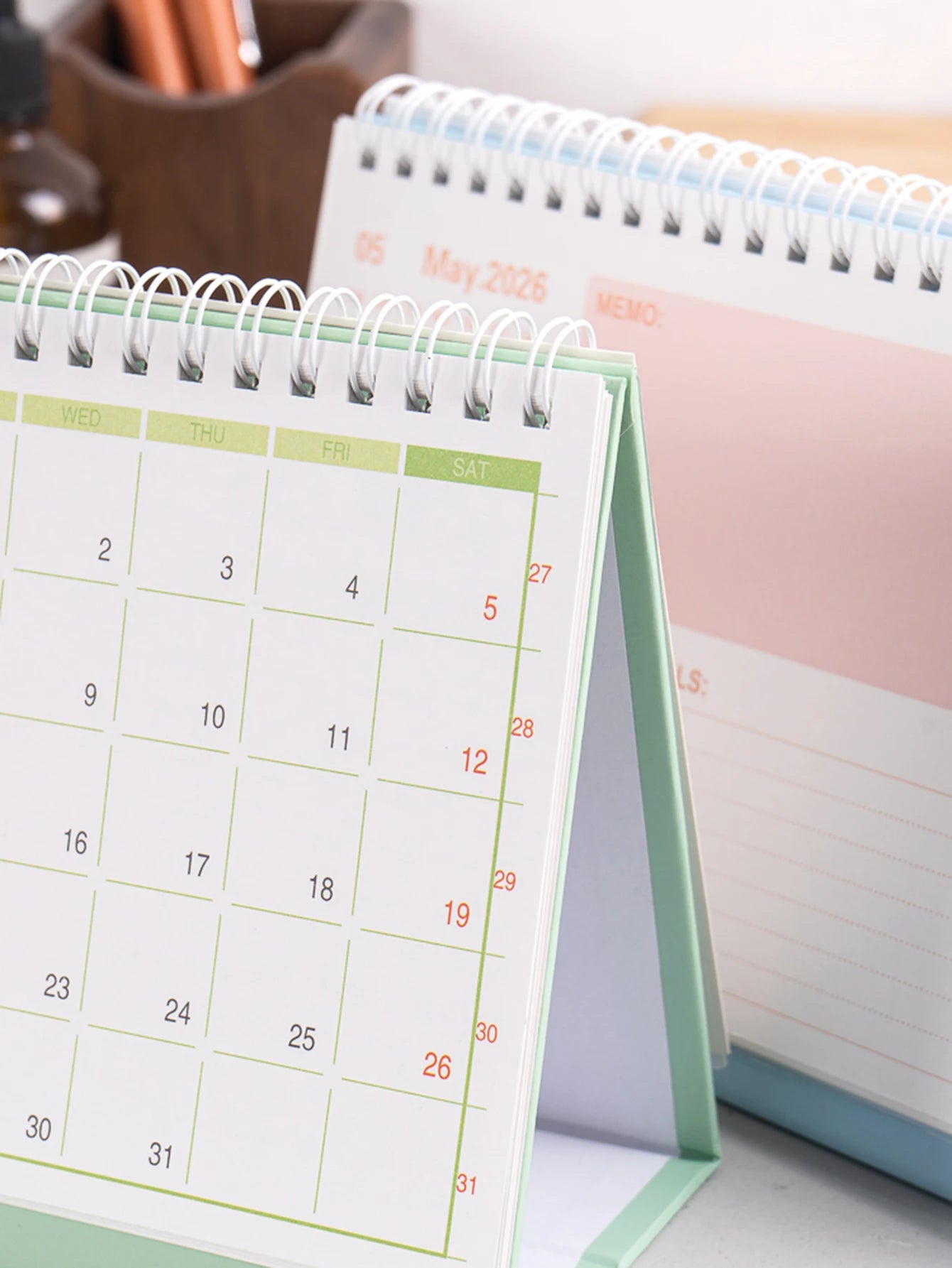 SpiralDesk 2026 Foldable Table Calendar