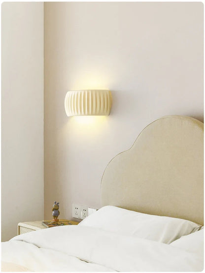Ribbed Resin Sconce, Warm Up & Down Light