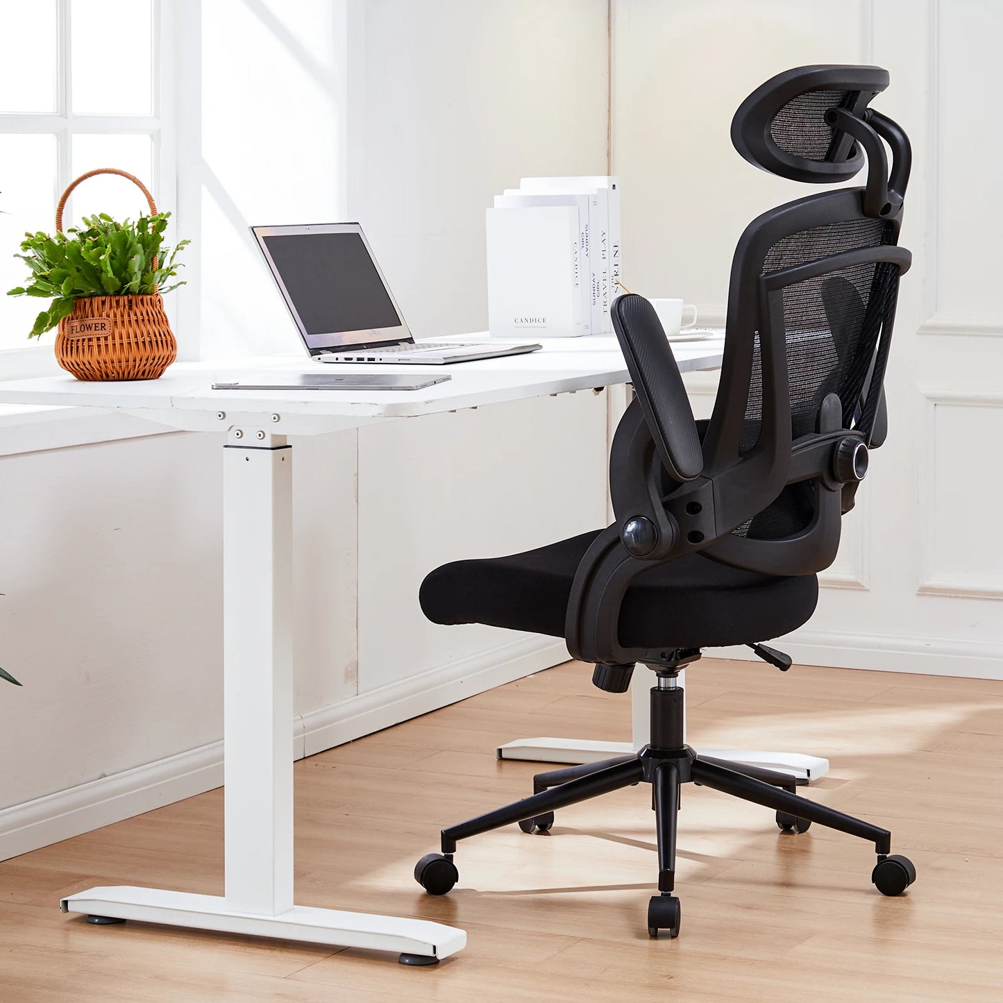Supreme High-Back Mesh Office Chair