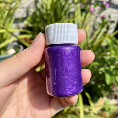 Metallic Paint for Statuary & Graffiti Art