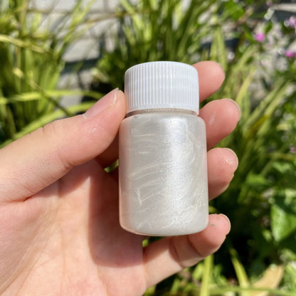Metallic Paint for Statuary & Graffiti Art