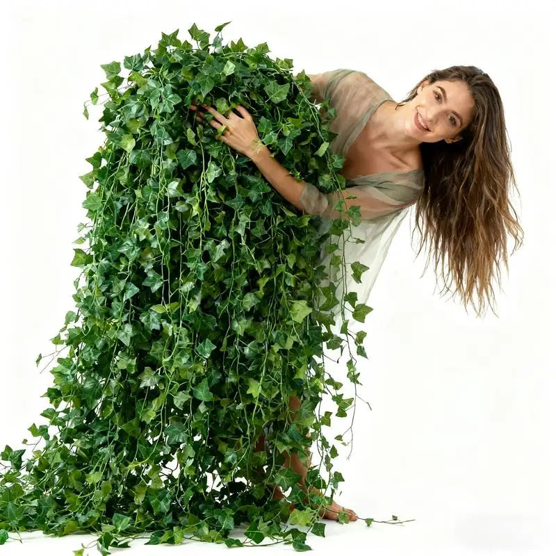 Ivy Garland Wall Decoration