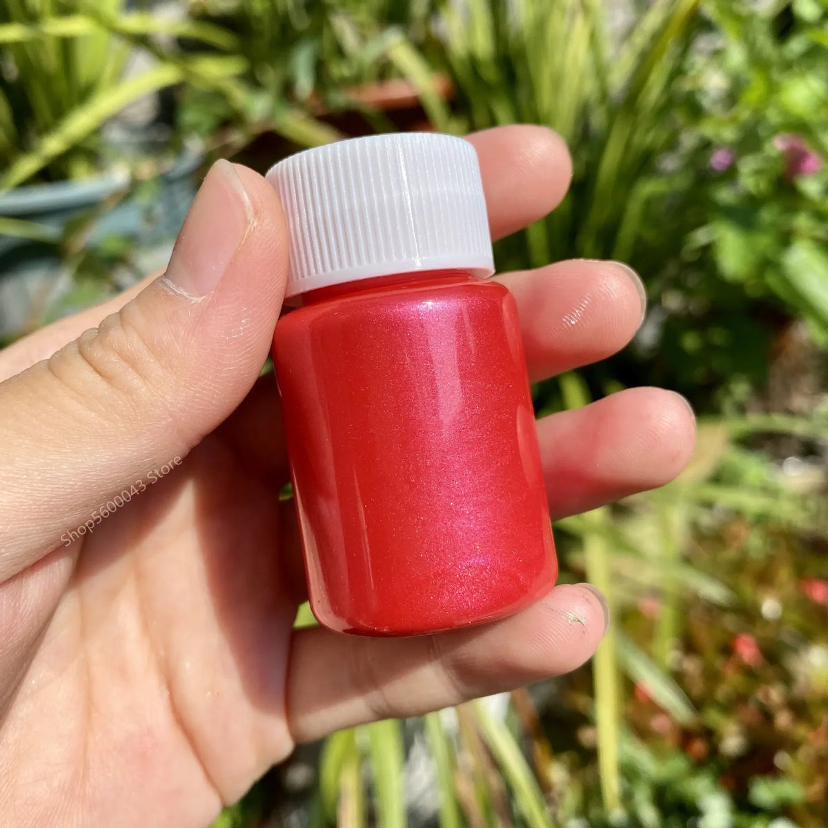 Metallic Paint for Statuary & Graffiti Art