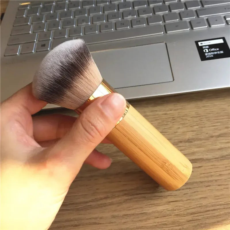 Bamboo Handle Airbrush Foundation Brush
