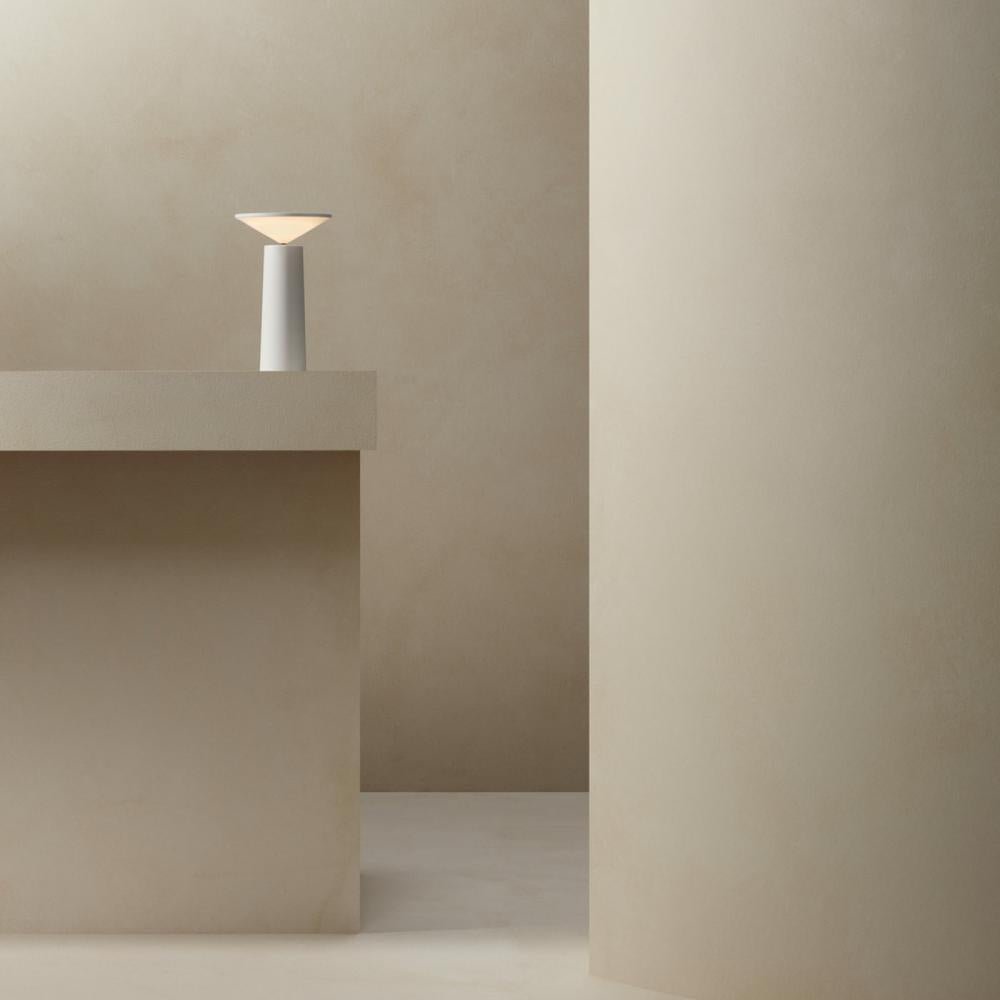 Aurora Libra Rechargeable Table Lamp