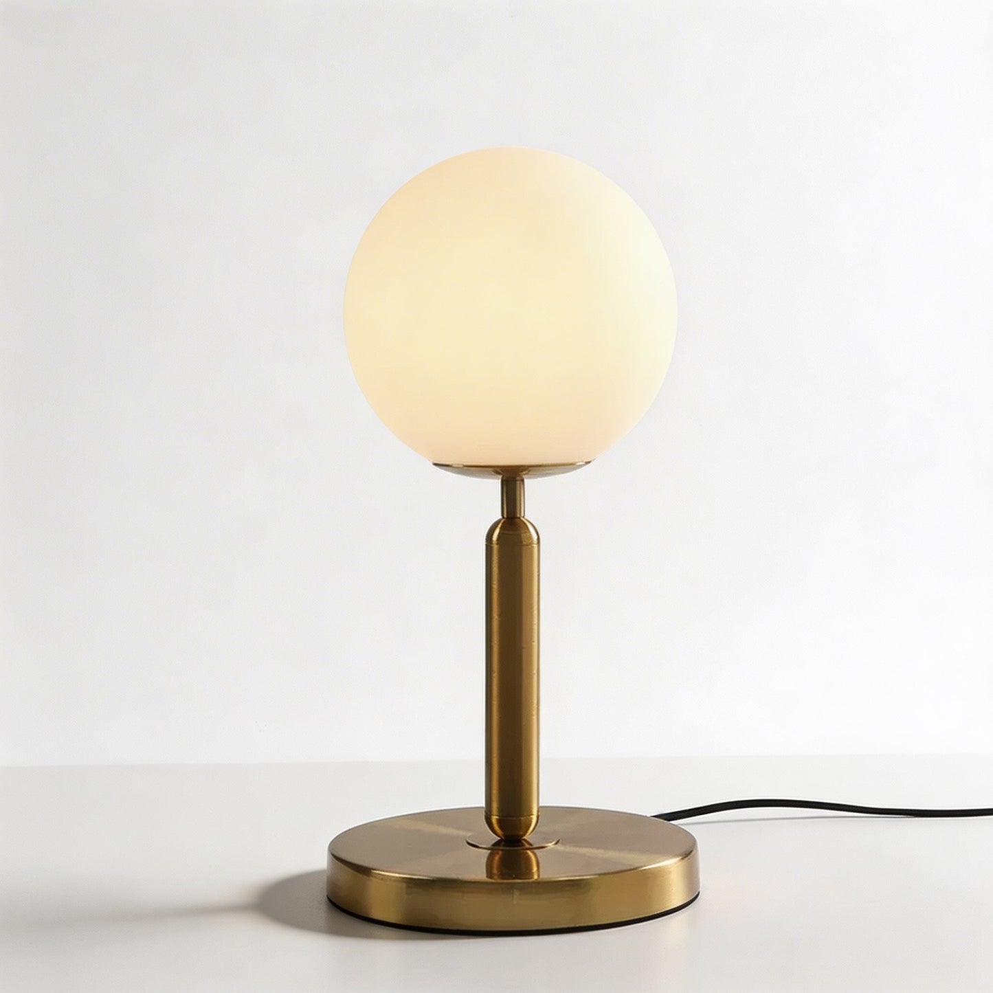 Simple Glass Ball Table Lamp