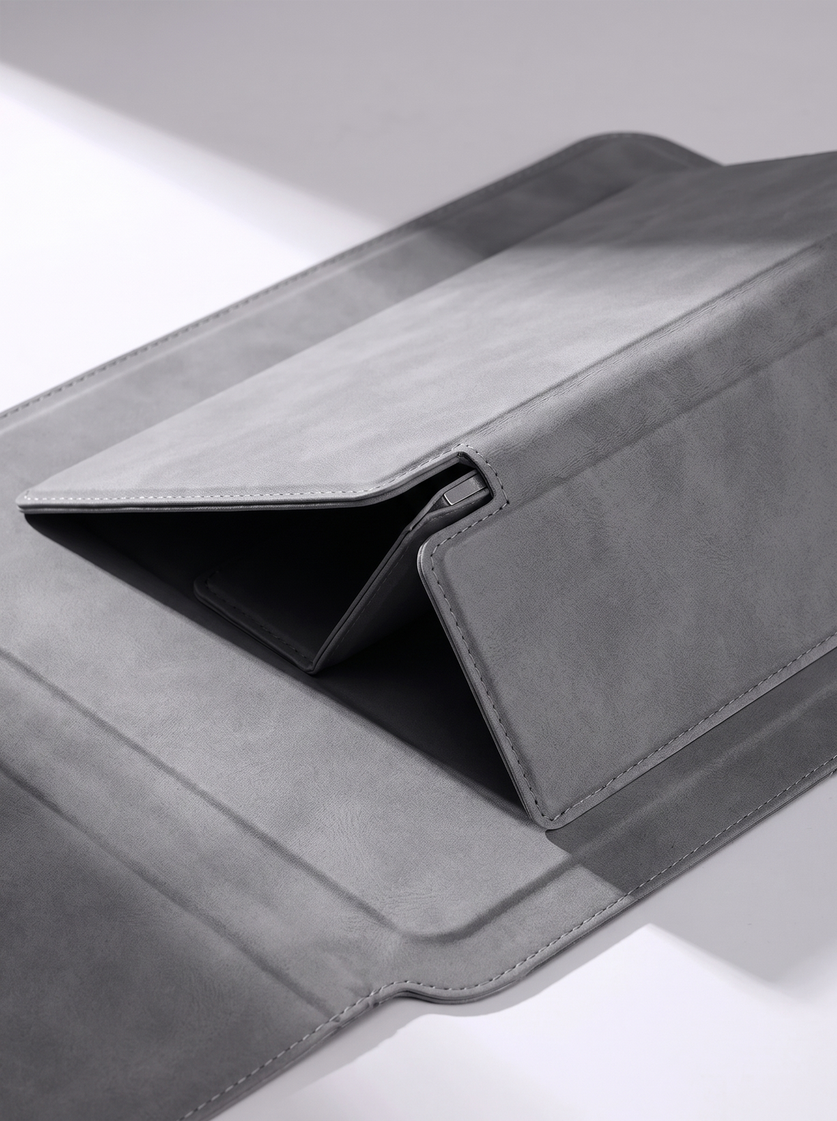 Laptop Sleeve Case with Stand - slot 3