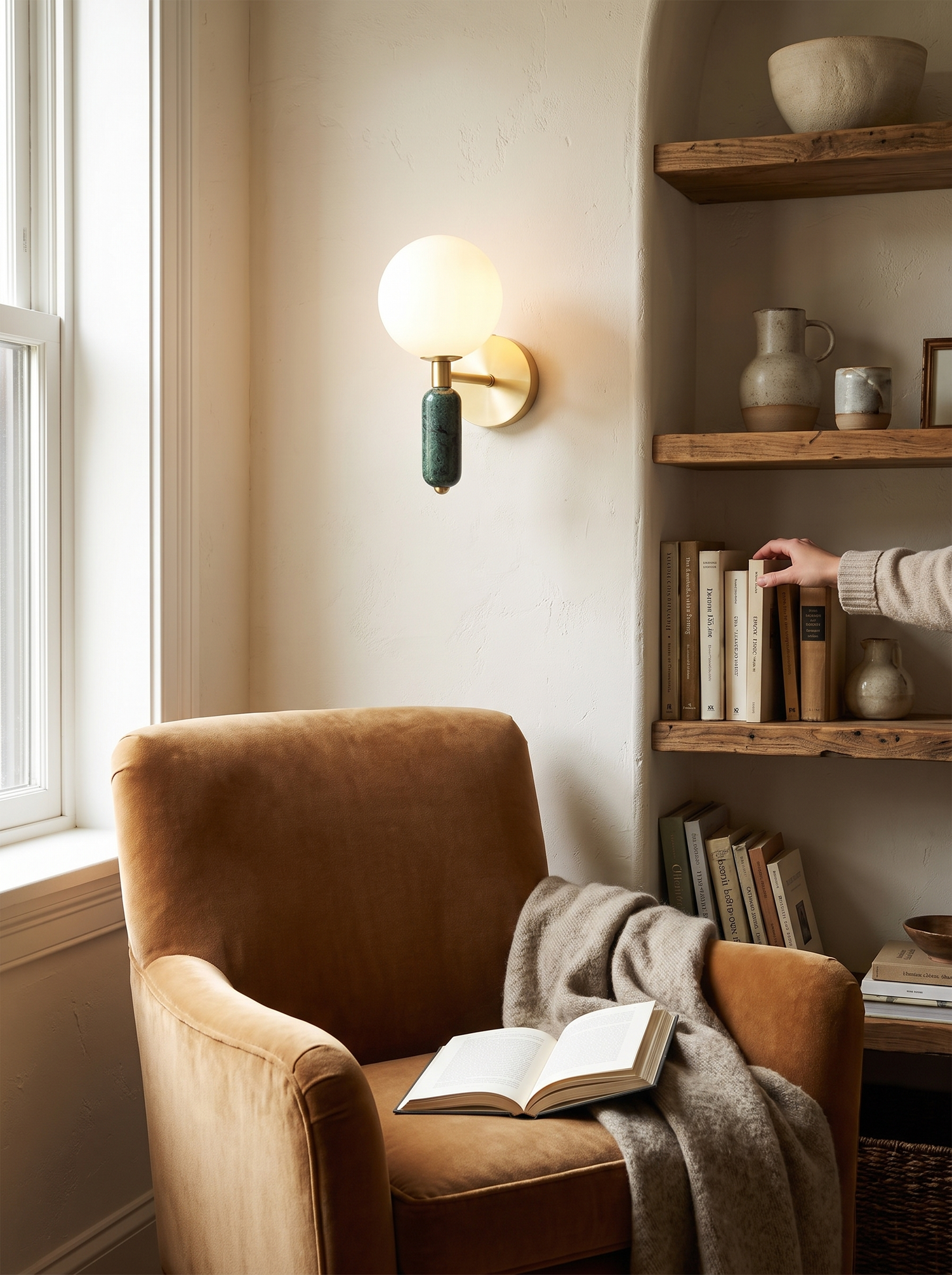 Soft light, sharp style